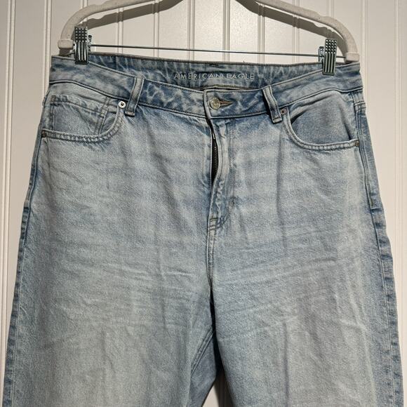 American Eagle Mom Jeans High Waisted Size 12 - Picture 2 of 6